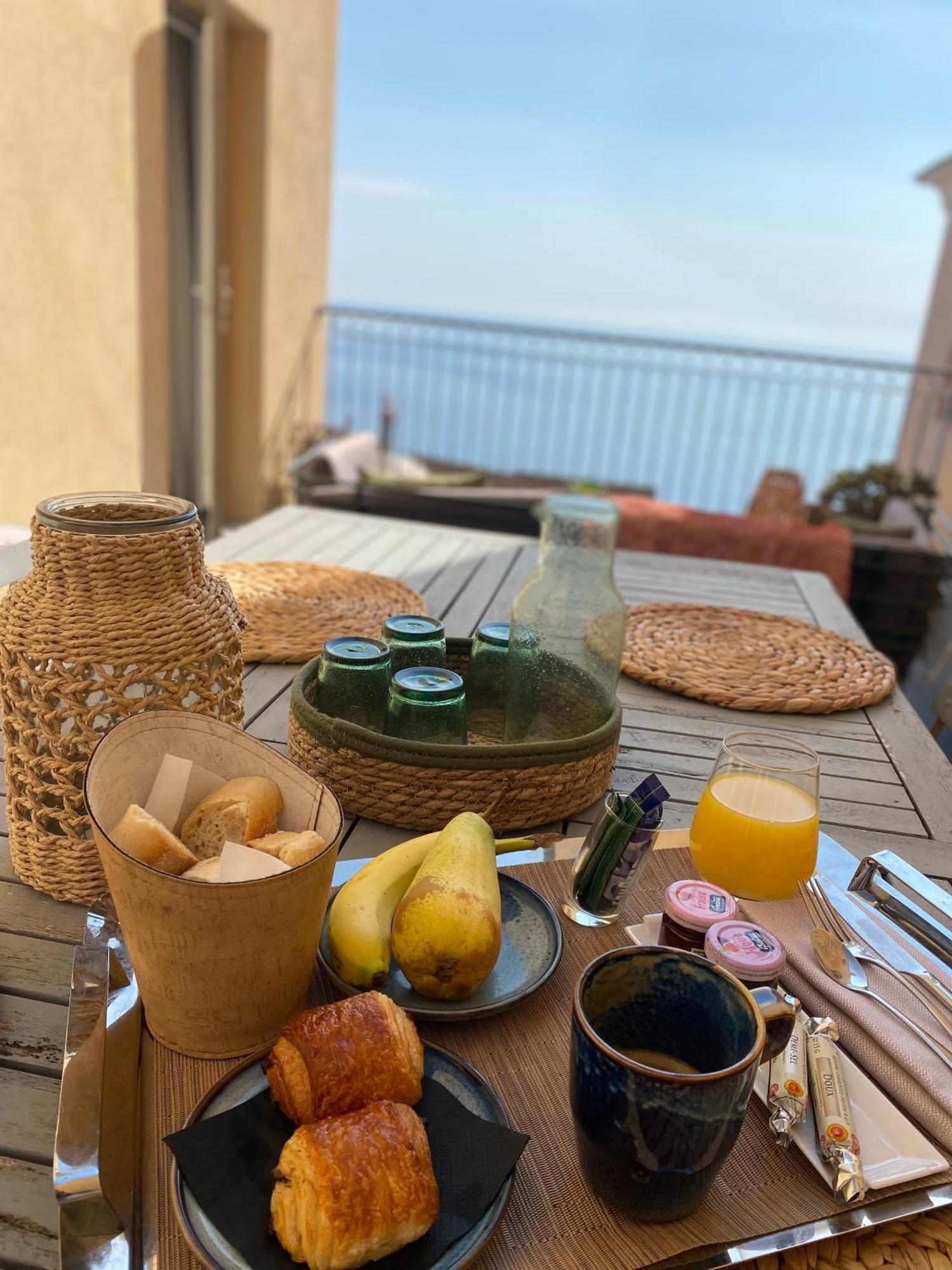 Hotel Des Gouverneurs Bastia  Ngoại thất bức ảnh