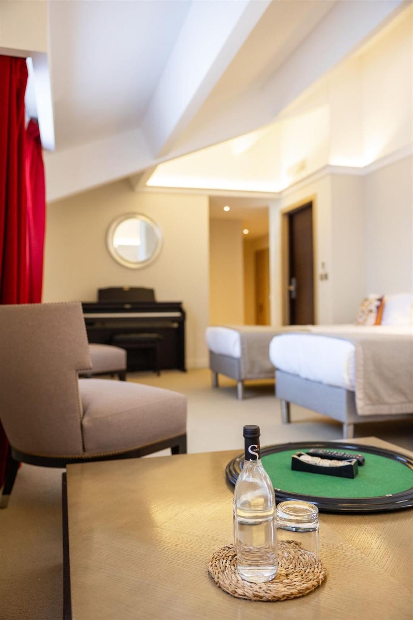 Hotel Des Gouverneurs Bastia  Ngoại thất bức ảnh